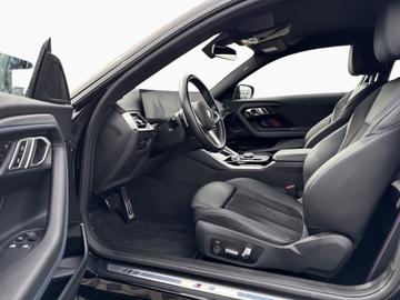 صورة 9 لـ 2023 BMW M240I