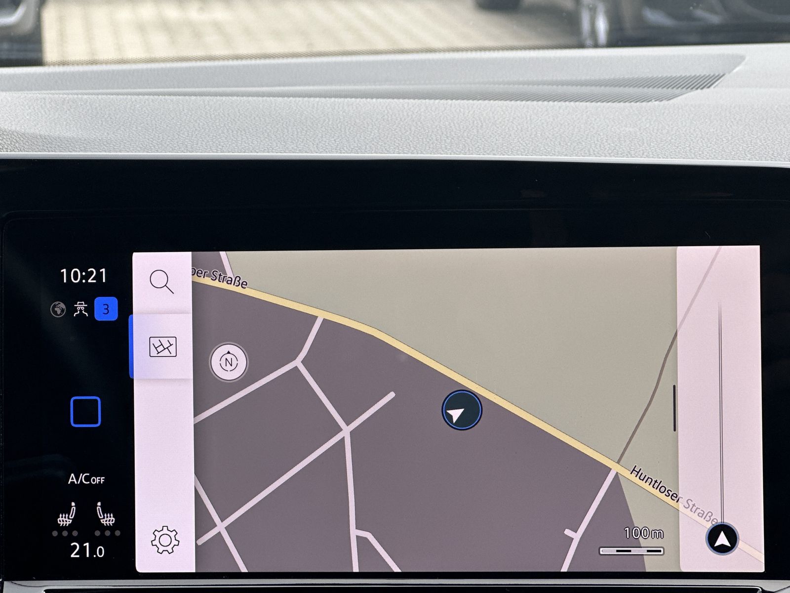 Fahrzeugabbildung Volkswagen Golf 2.0 TDI DSG Life NAV+LED+ACC+CARPLAY+1HD+VC