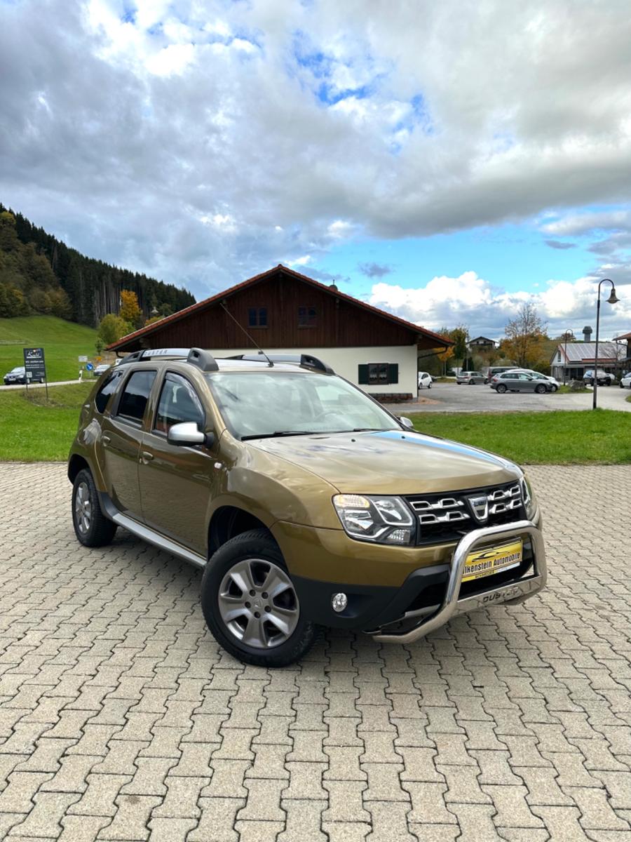 Dacia DUSTER 4x4+erst 39.500 km+SHZ+KAMERA+NAVI+LEDER
