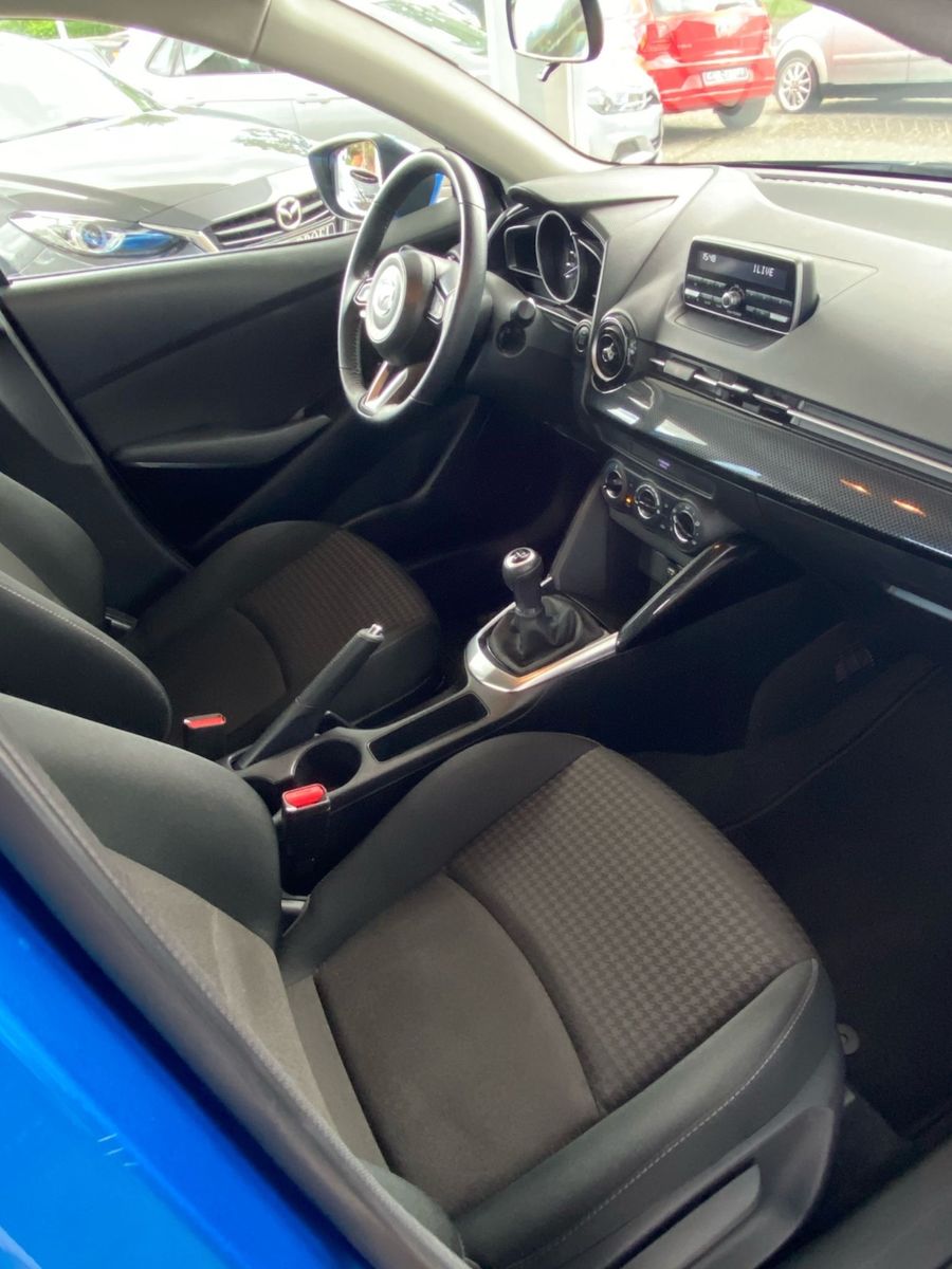 Fahrzeugabbildung Mazda 2 Lim. Center-Line Klima/Bluetooth/erst 41Tkn