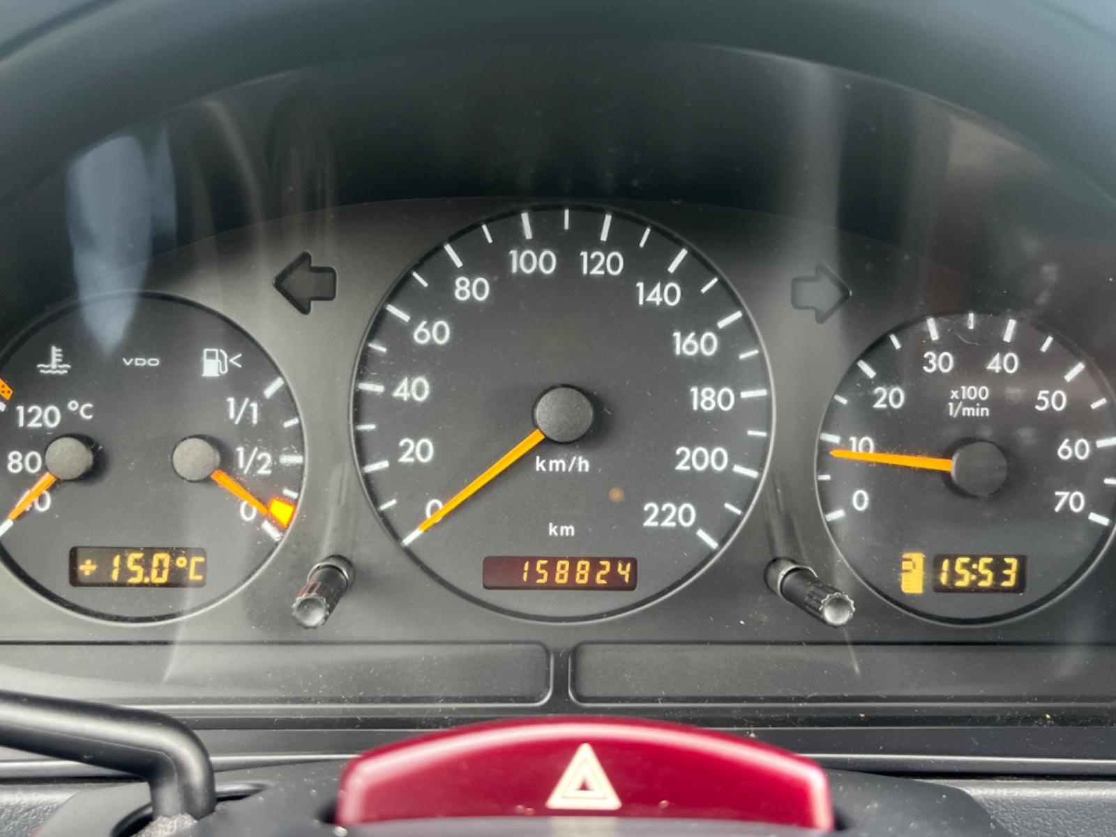Mercedes-Benz ML 320 3.2 /AHK/KLIMA/SITZH/TEMPO