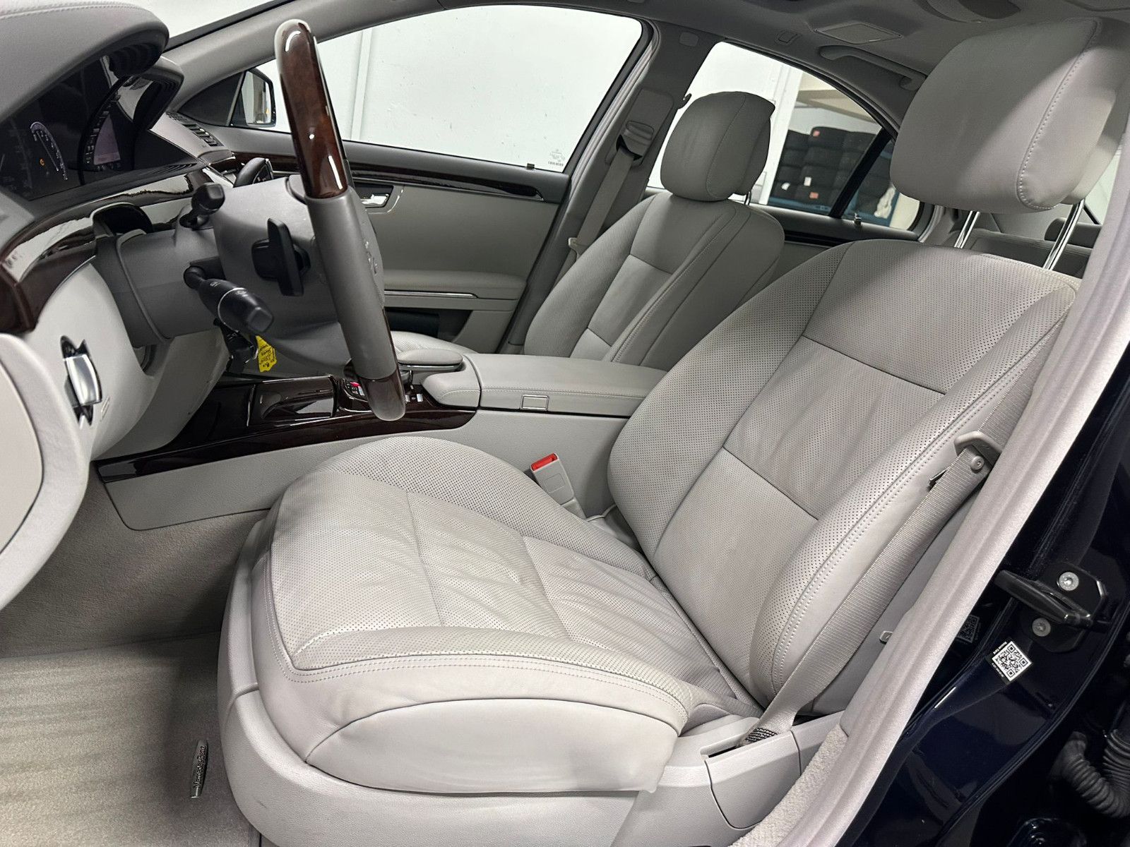 Fahrzeugabbildung Mercedes-Benz S 500 4MATIC *2.Hand*DISTRO*SCHIEBED*SITZKLIMA