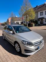 Mercedes-Benz Saubere B Klasse, TÜV Neu, sehr gepflegt, ... - Mercedes-Benz 300: Kombi