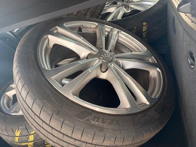 Fahrzeugabbildung Audi A3 Sportback 35 TFSI S-LINE LED/SPORT/SHZ/PDC