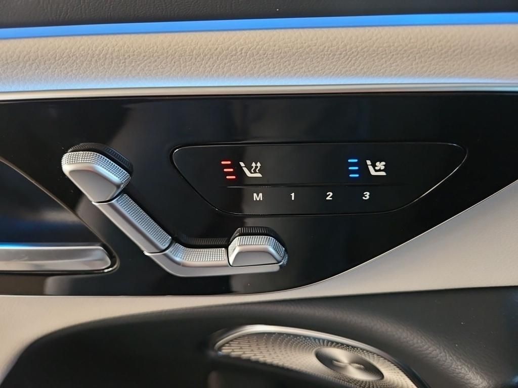 Fahrzeugabbildung Mercedes-Benz E 200 4M Limousine ++AMG+AHK+21''ZOLL+PANO+HEAD+