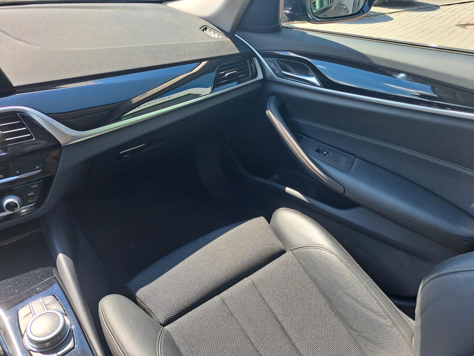 BMW 520 5 Touring 520 i Sport Line