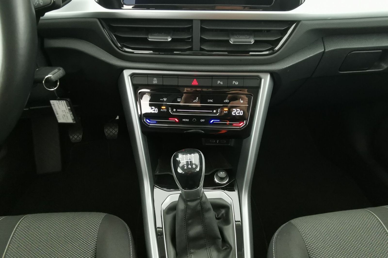 Volkswagen T-Roc 1.0 TSI Life|NAV|SHZG|ParkAs|LED|CarPlay foto 12