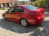 BMW 318i - top zustand, Klima, 8-fach, TÜV 10/26  - BMW: F10