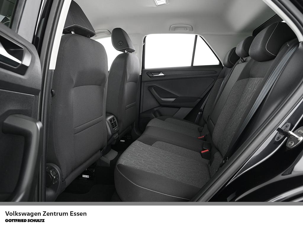 Volkswagen T-Roc Move TSI DSG LED Navi R-Kamera Sitzhzg