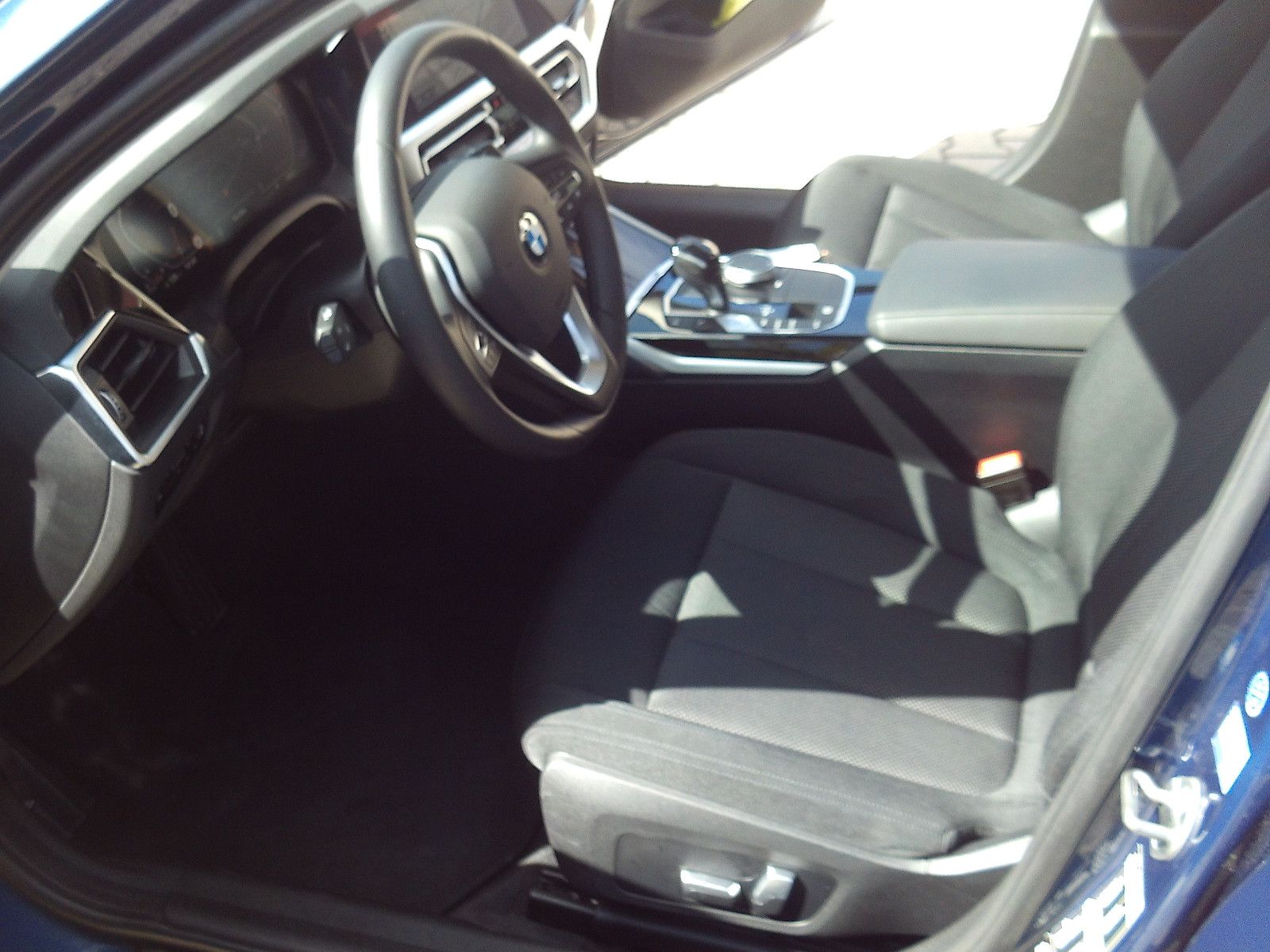 BMW 320 Baureihe 3 Lim. 320 d xDrive Advant.LASER foto 13
