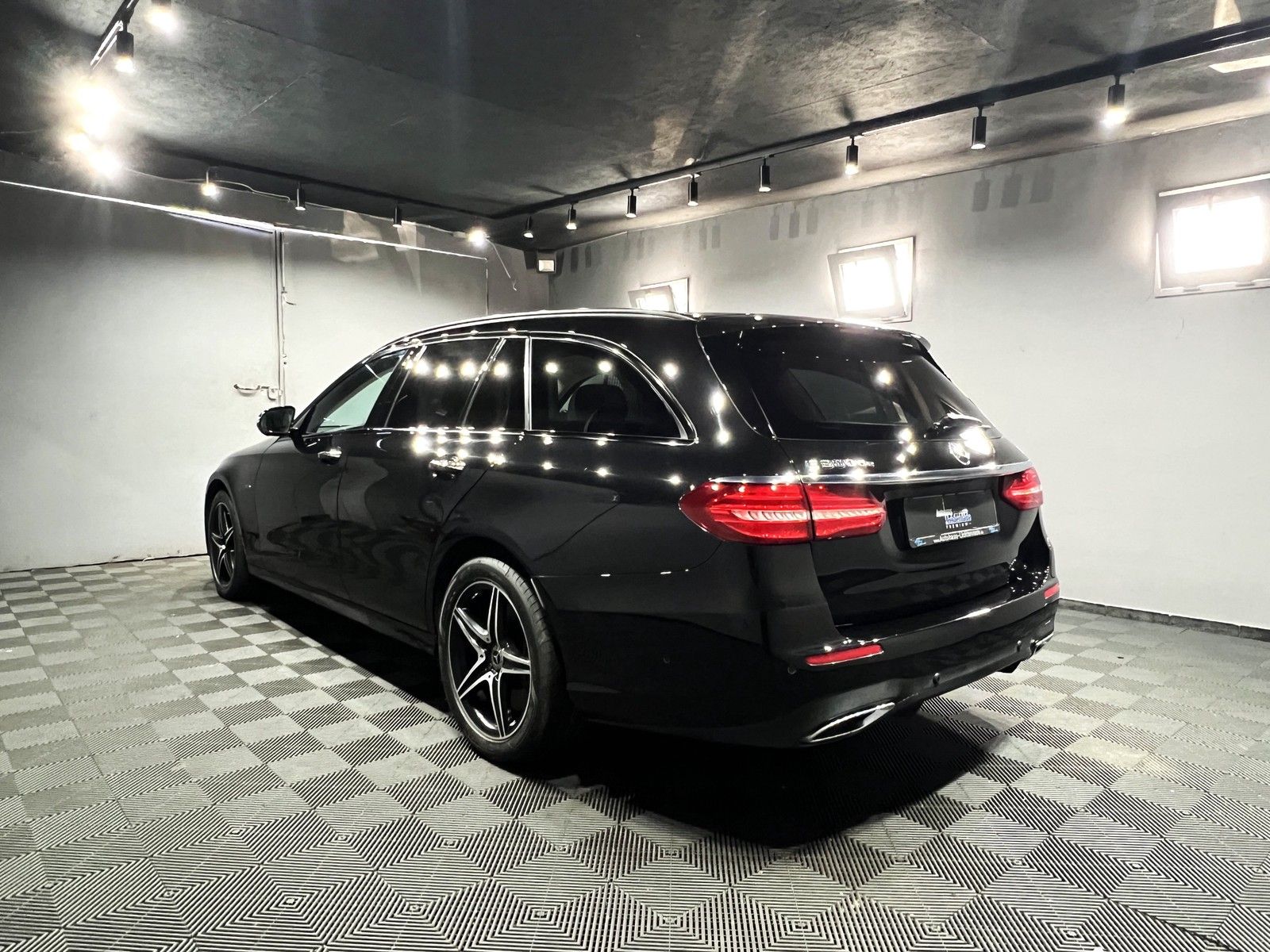 Mercedes-Benz E 300 de T AMG|BURMESTER|360*|PANO|NIGHT|MEMORY imagem 3