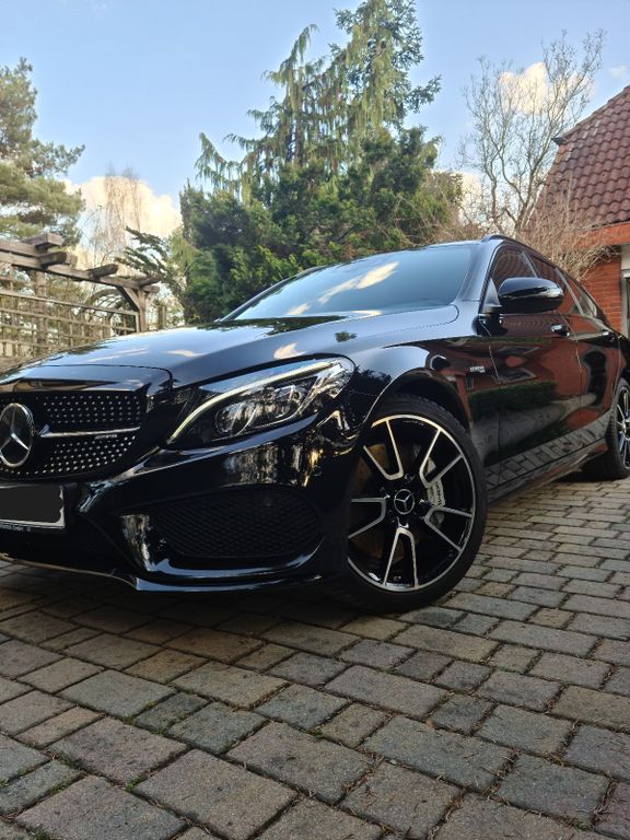 Mercedes-Benz C 43 AMG