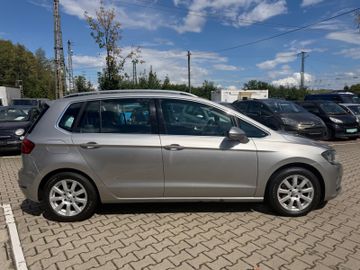 Volkswagen Golf - 4