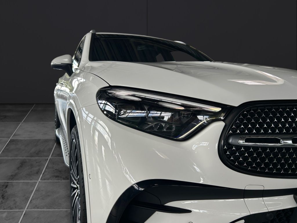 Mercedes-Benz GLC 300 e 4M AMG Night 20'' Digital Burmester foto 18