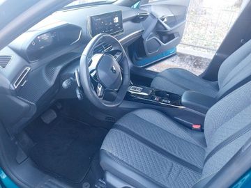 Peugeot 2008 - 9