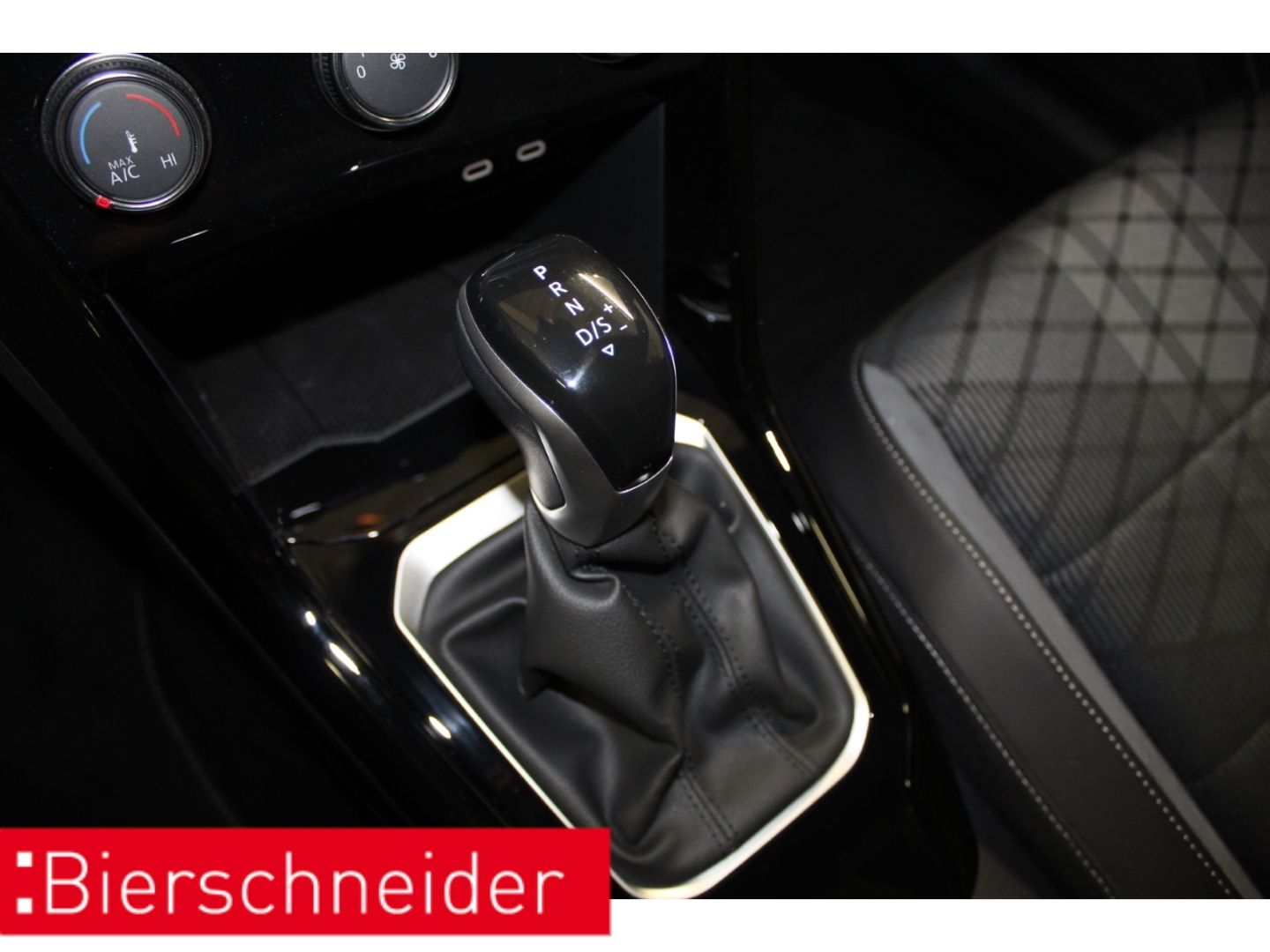 Volkswagen T-Roc - Bild 9