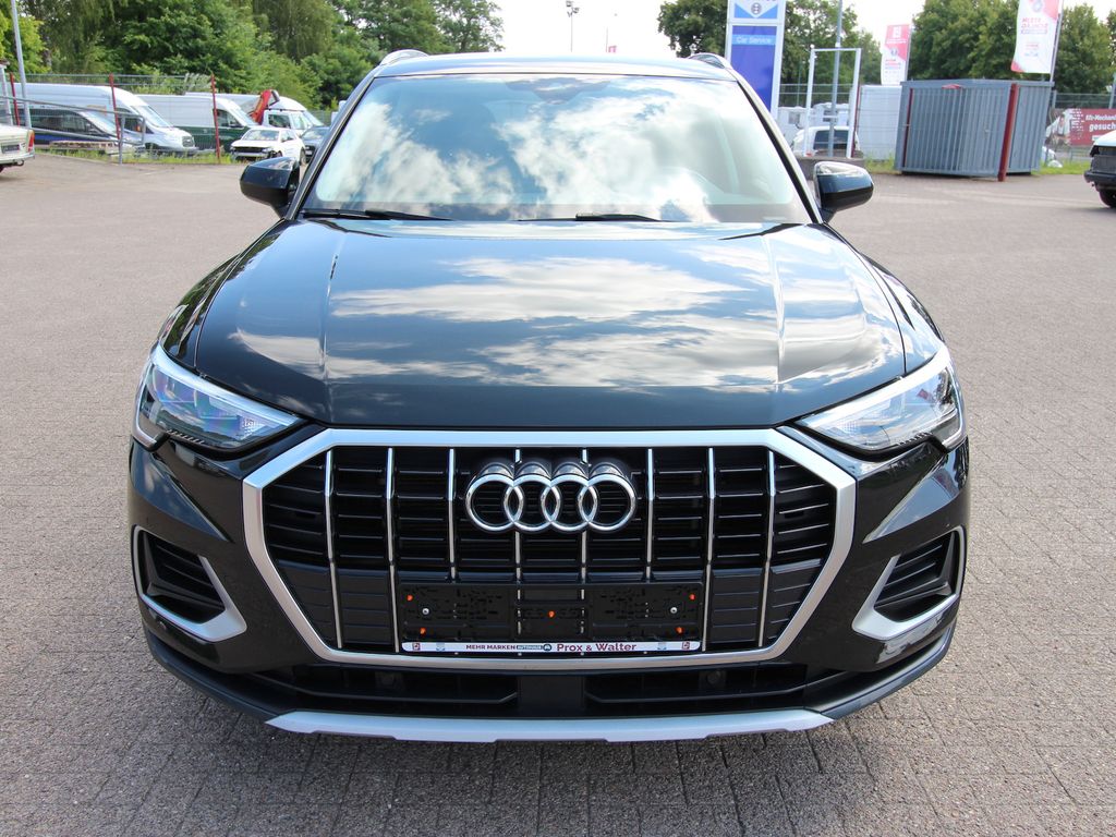 Image of Audi Q3