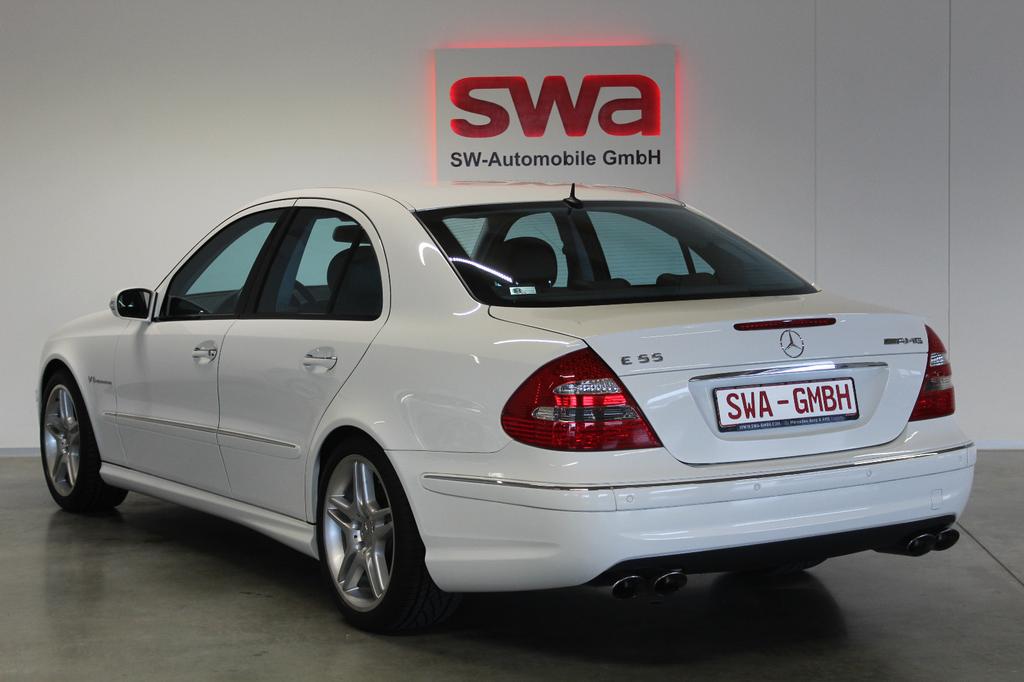Mercedes-Benz E 55 AMG