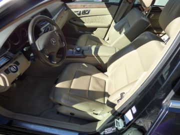 Mercedes E 350 - 2