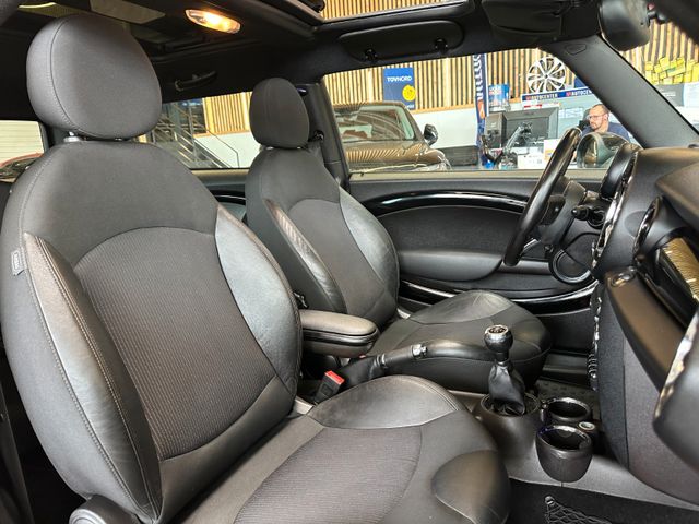 MYAUTOCENTER – Gebraucht- und Jahreswagen mit Werkstattservice in Pfaffenhofen MINI Cooper *XENON*PANO*TEMPO*KLIMAAUTOMATIK*