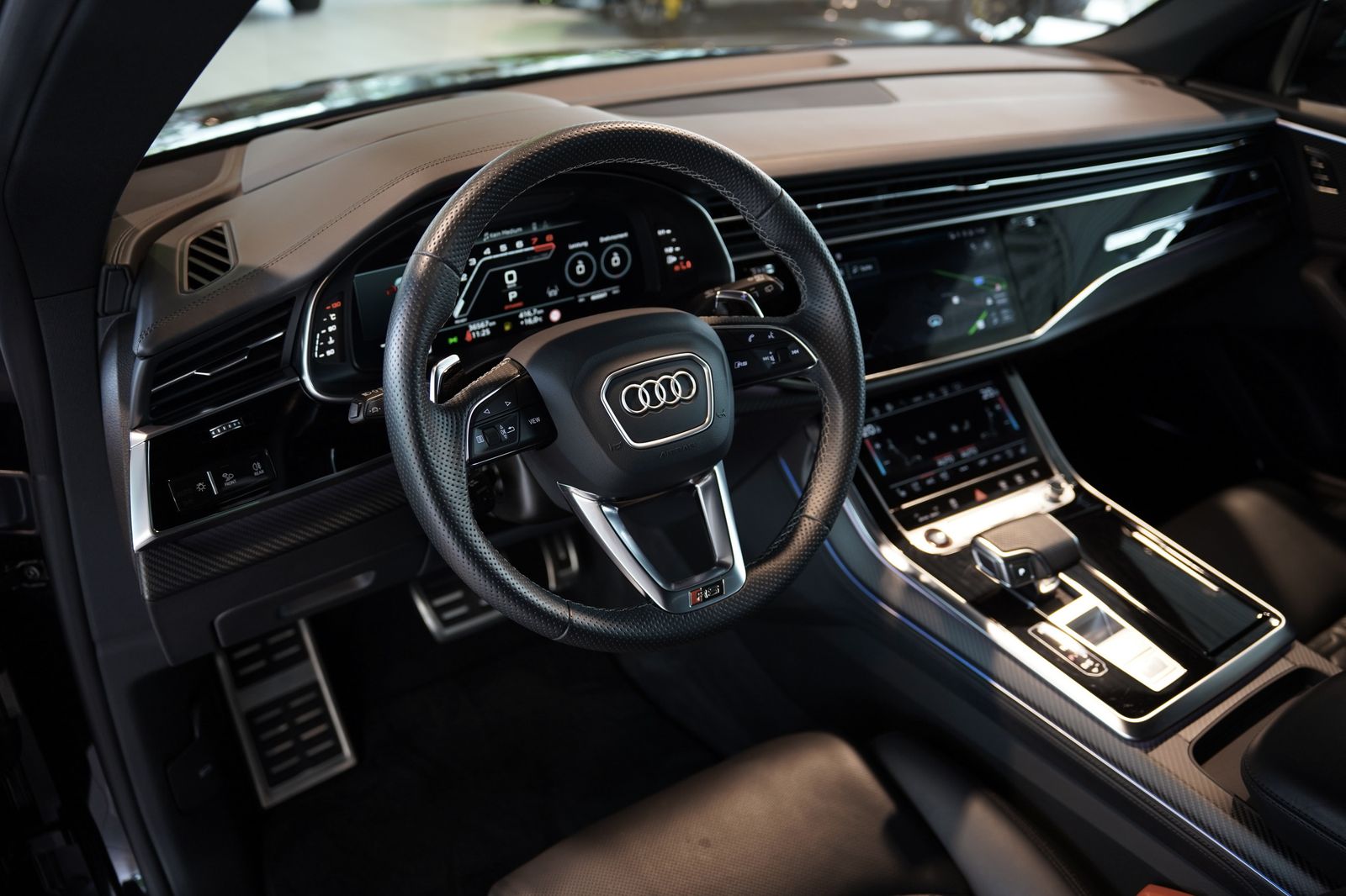 Audi Rsq8