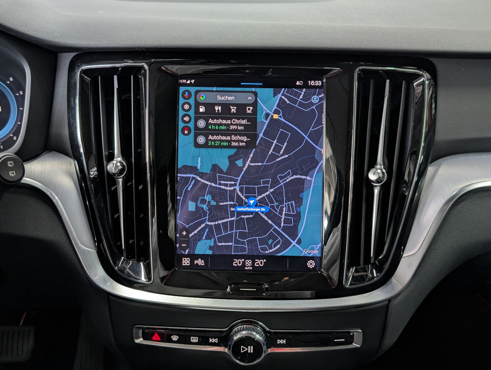 Fahrzeugabbildung Volvo V60 B3 Core 2.0Turbo MHEV VIRT LED APP SOUND AHK