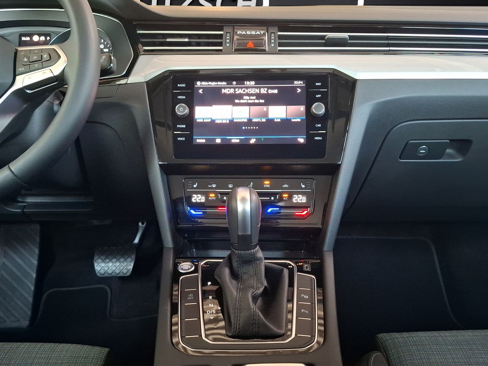 Fahrzeugabbildung Volkswagen Passat Variant TSI Business DSG Matrix Navi ACC