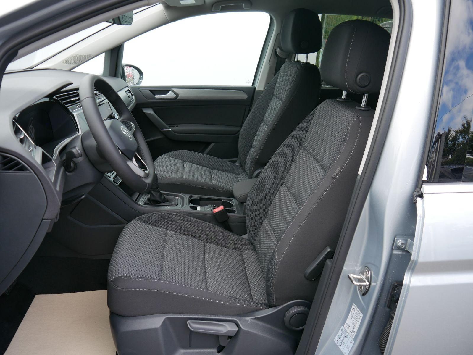 Volkswagen Touran - Bild 11