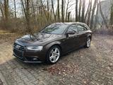 Audi A4 2.0 TDI S line Avant, Facelift - Audi A4 aus 2012: Facelift