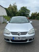 Volkswagen Golf 5 / V 1.6 - Volkswagen Golf aus 2006: 1.6