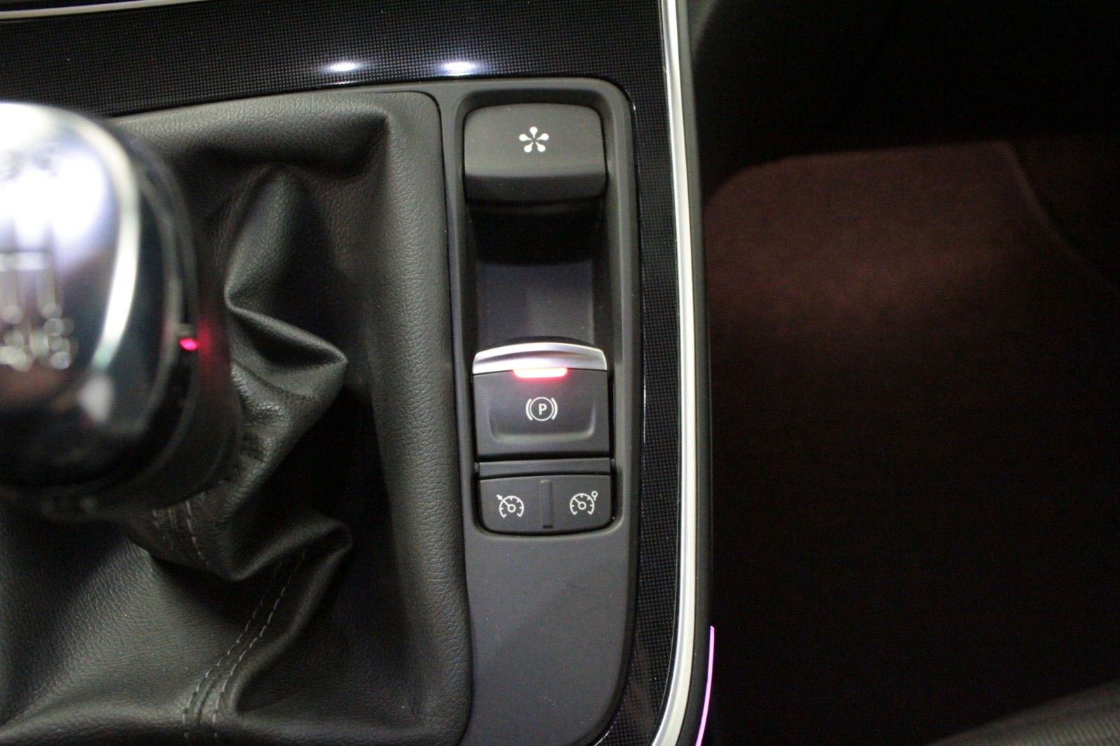 Fahrzeugabbildung Renault Grd Scenic Tce130 Bose Edition*R-Link*Sitzhzg*