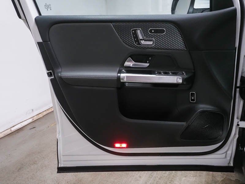 Fahrzeugabbildung Mercedes-Benz EQB 250+ ELECTRIC ART*MEMORY*APPLE CAR-PLAY*TOTW