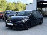 Volkswagen Golf VII Lim. GTI 230PS/ACC/LED/DynAudio - Volkswagen Golf: Schwarz, Vi GTI