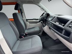 VW T6 Kombi 2.0 TDI 8-Sitzer Hft Ahk Navi PDC Klima VW T6 Kombi 2.0 TDI 8-Sitzer Hft Ahk Navi PDC Klima