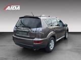 Mitsubishi Outlander 2.0 MIVEC  Invite *AUTOMATIK* - Mitsubishi Outlander Invite mit Benzin-Antrieb
