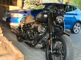 Indian Chief Bobber Dark Horse - INDIAN CHIEF