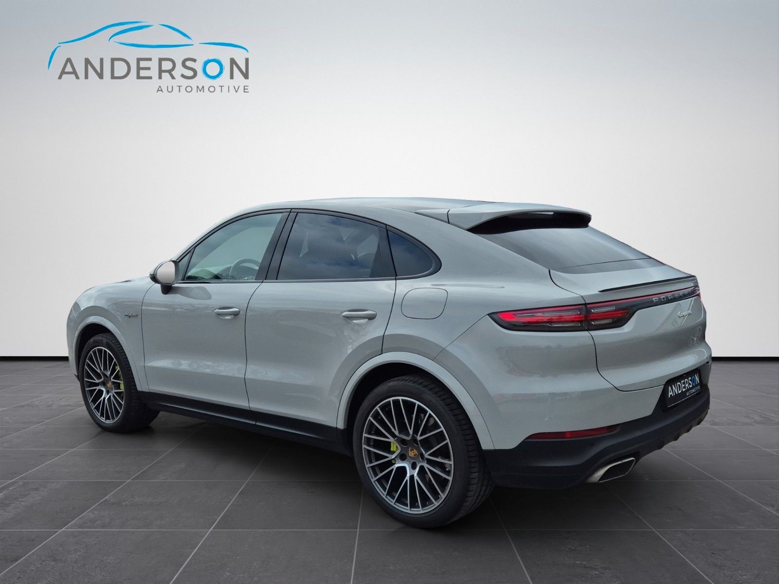 Fahrzeugabbildung Porsche CAYENNE COUPE PANO BOSE KAM 21" SPORTCHRONO