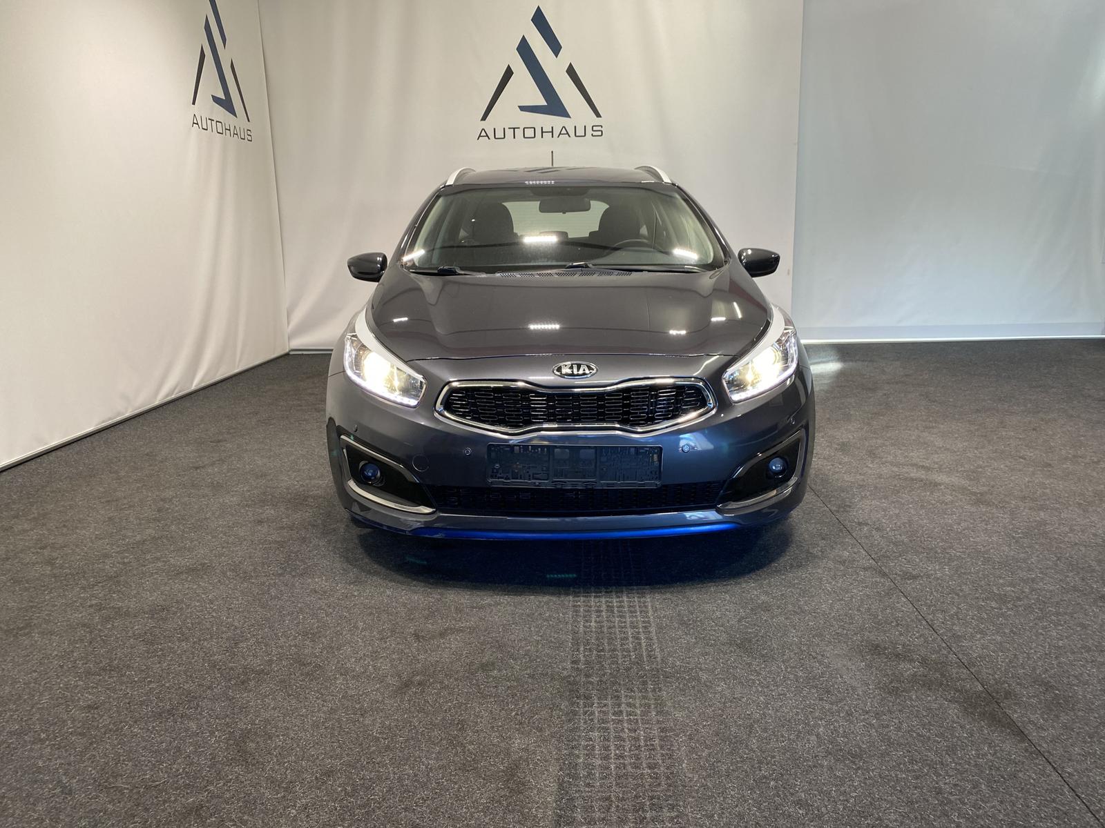 Kia Cee'd Sportswagon Attract AHK Kamera PDC Klima N