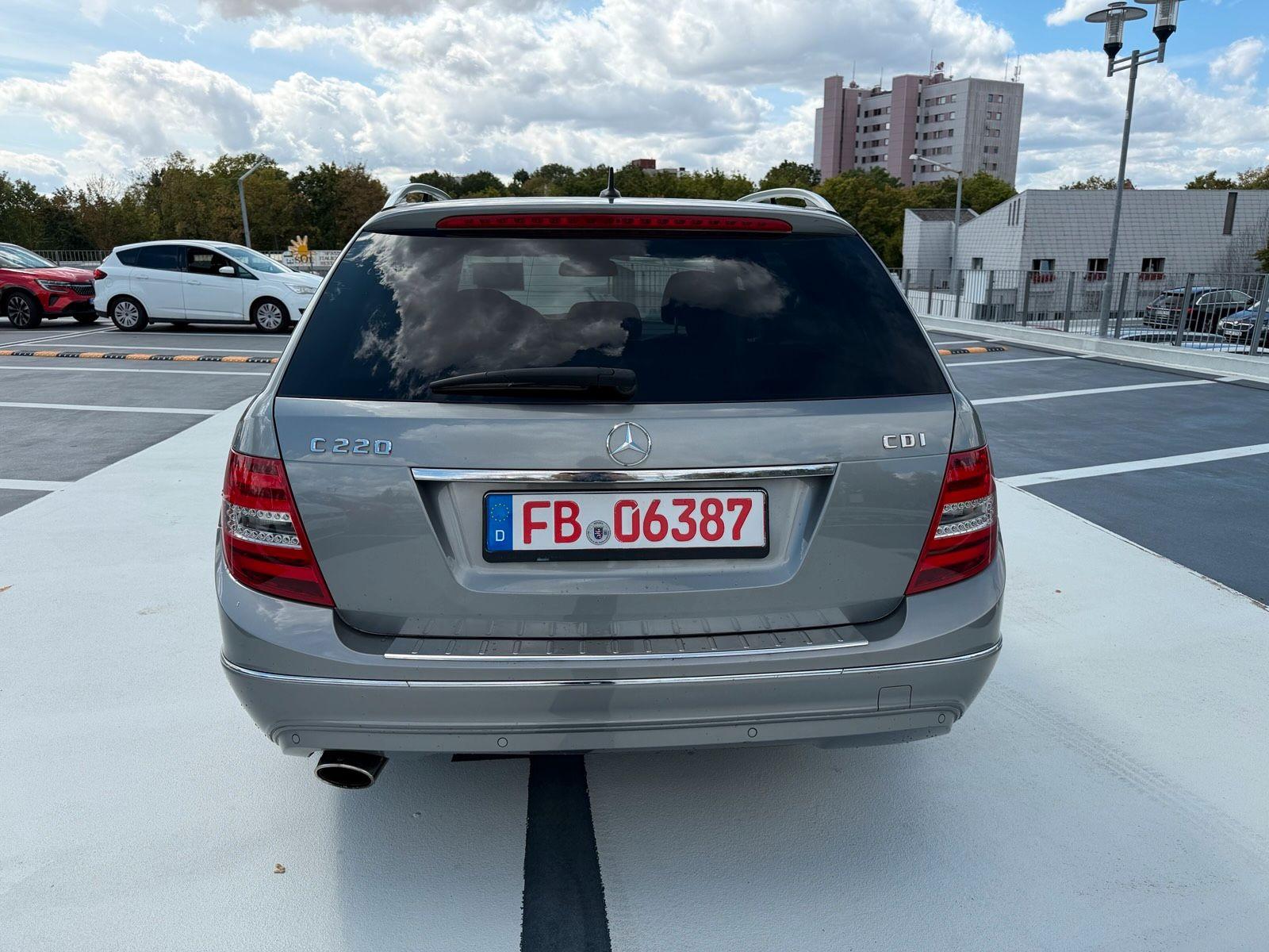 Mercedes-Benz C220 2012 — photo 6