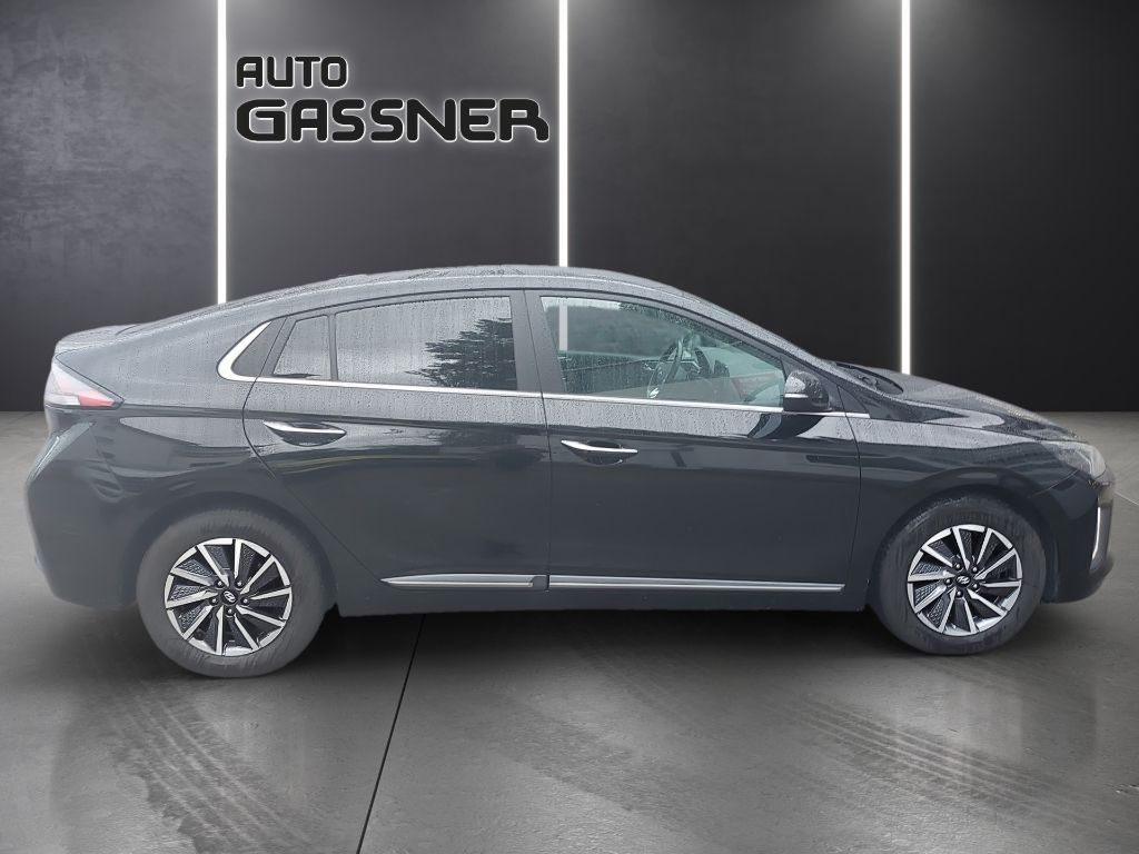 Fahrzeugabbildung Hyundai IONIQ Elektro Style 38 kWh