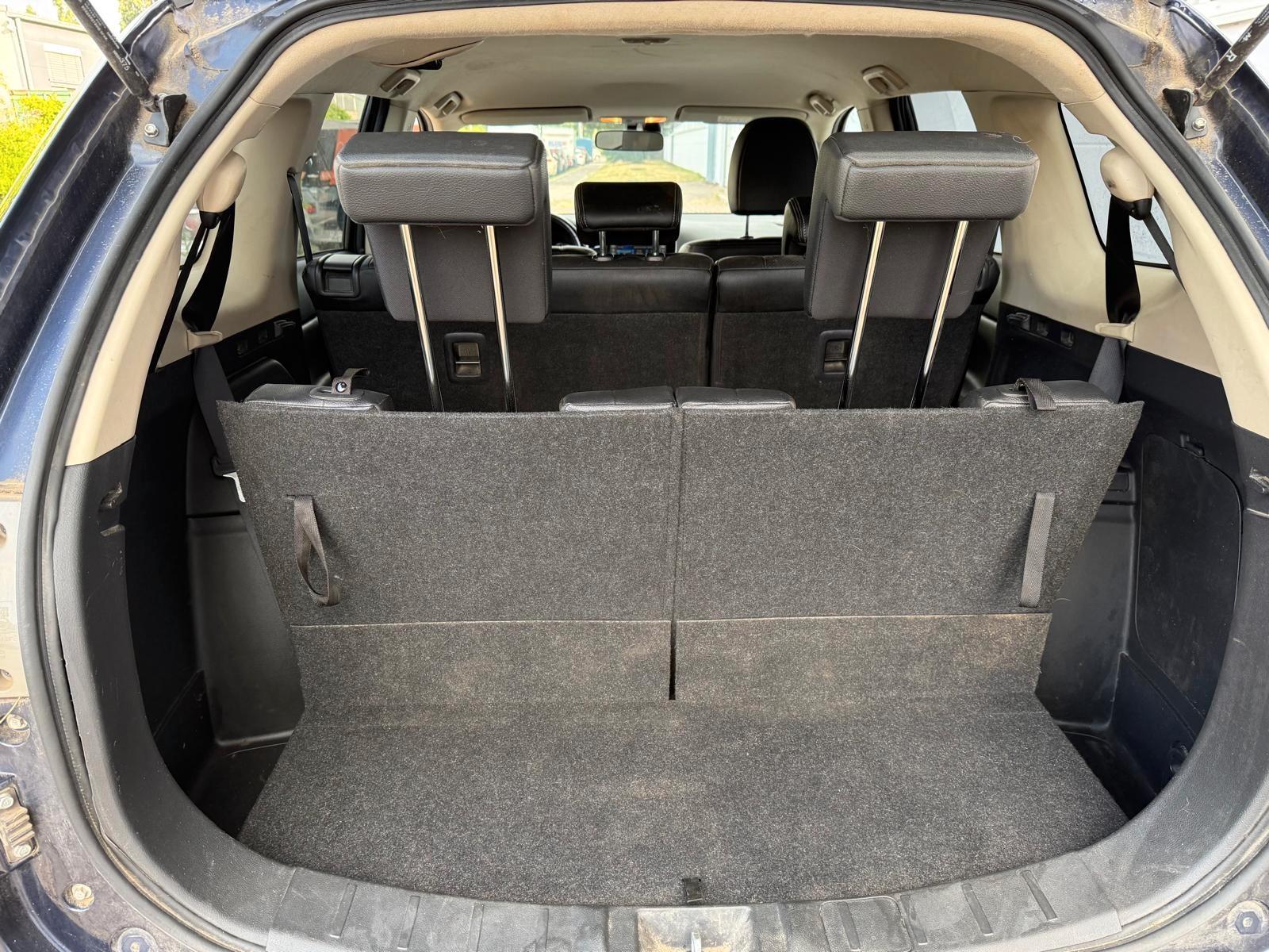 Mitsubishi Outlander ClearTec Invite 2WD 7-SITZER/LEDER