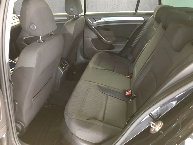 Golf VII Comfortline 2.0 TDI DSG*NAVI*SHZ*