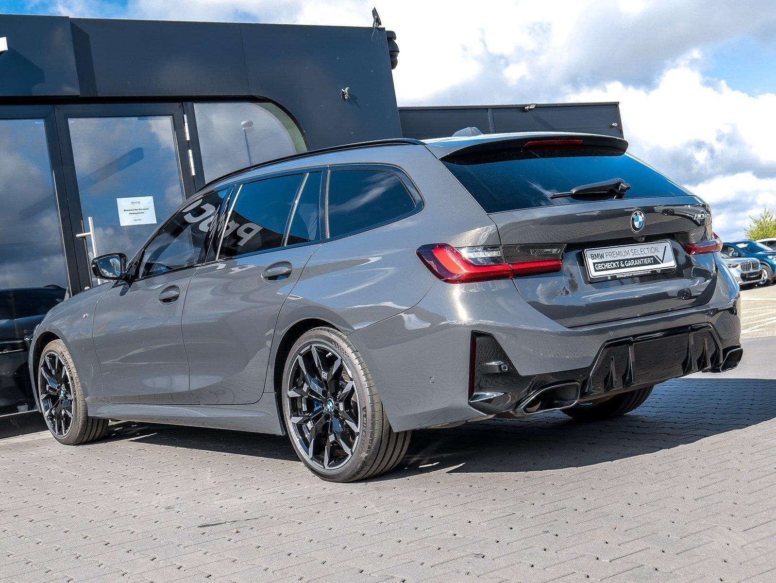 BMW M340i xDrive Touring M Sport HUD PANO 360°KAM