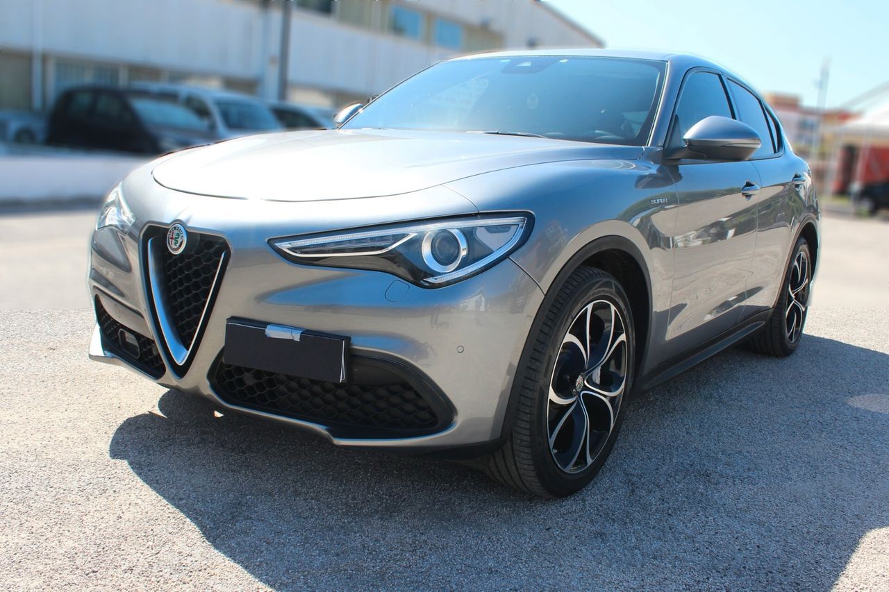 Alfa Romeo Stelvio 2.2 Turbodiesel 160 CV AT8 Su