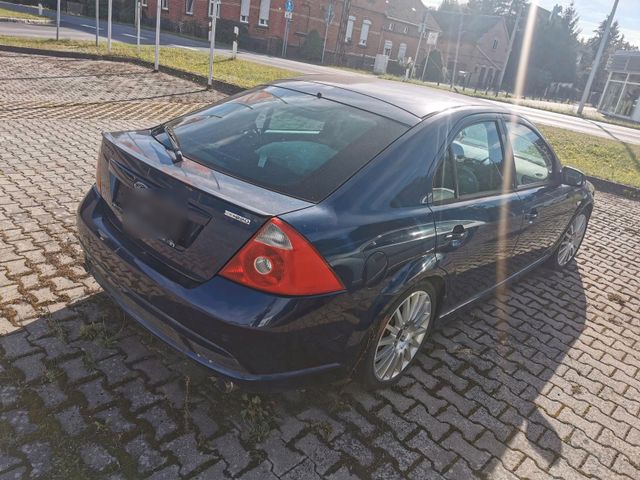 Ford Mondeo st220