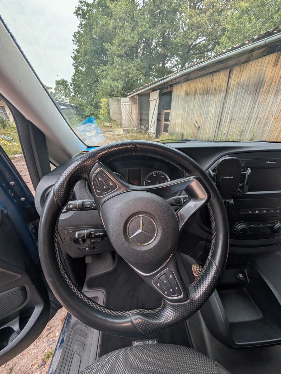 Mercedes-Benz Vito Tourer 114 CDI 4MATIC | 8 Sitze ei