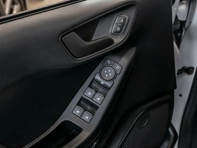 Ford Fiesta Cool & Connect Navi LED SHZ LHZ PDC