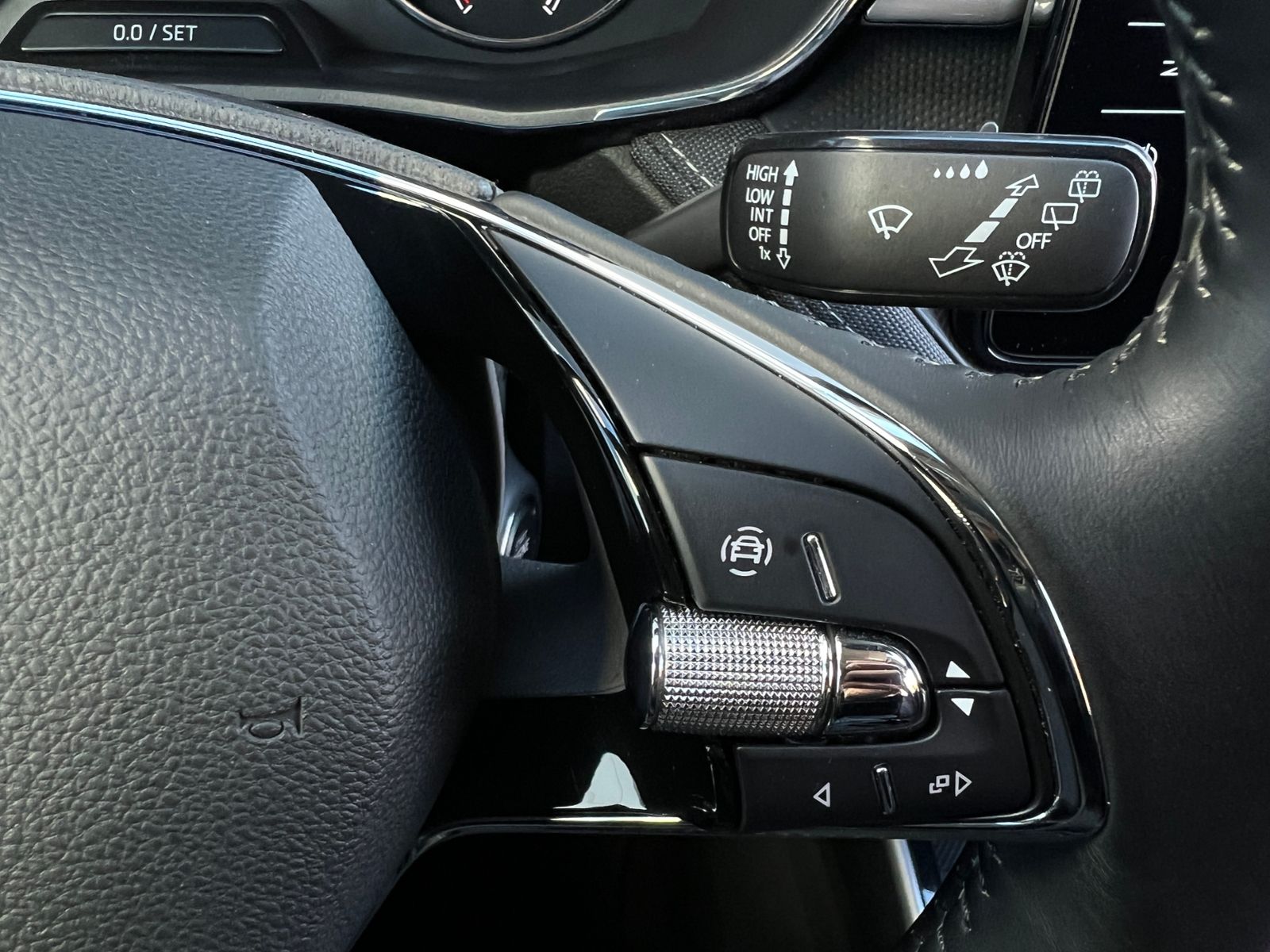 Fahrzeugabbildung SKODA Fabia Style 1.0 TSI *AHK, ACC, LED, Navi*