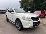 Mercedes-Benz ML -Klasse ML 300 CDI BlueEfficiency 4Matic - Mercedes-Benz ML 300: Cdi 4matic