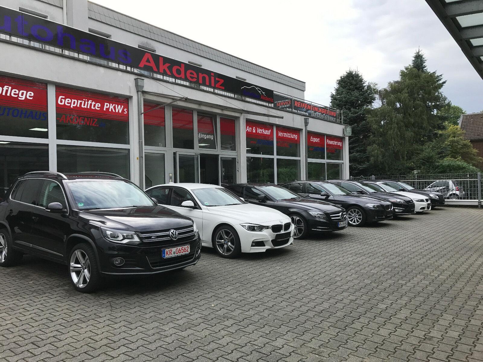 showroom-image-bottom